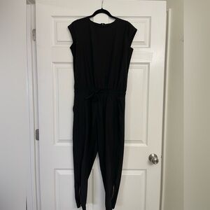 Albion fit jetsetter jumpsuit | Size Small